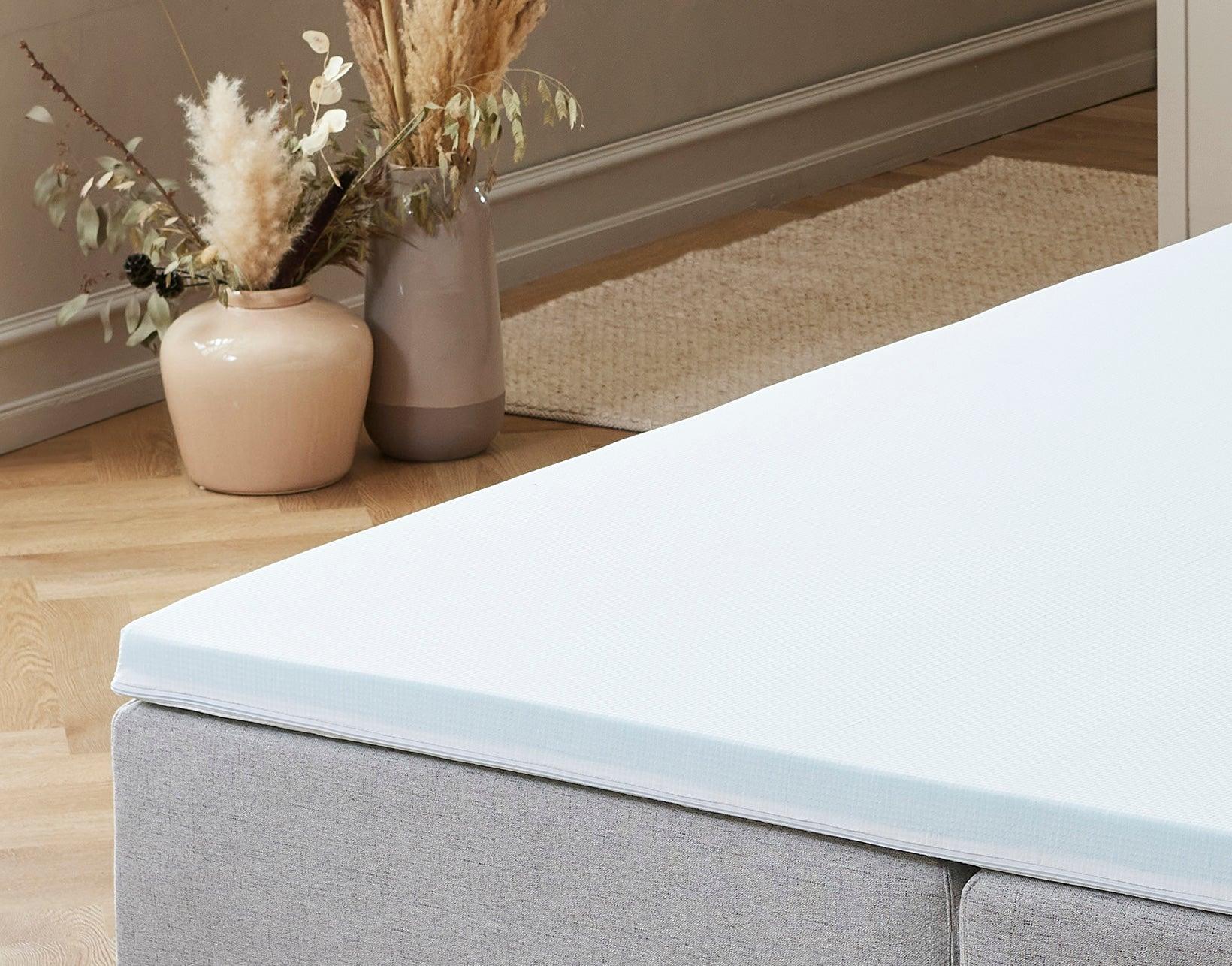 Sengefabrikken Kølende Topmadras 90x200 cm med temperaturregulerende skum
