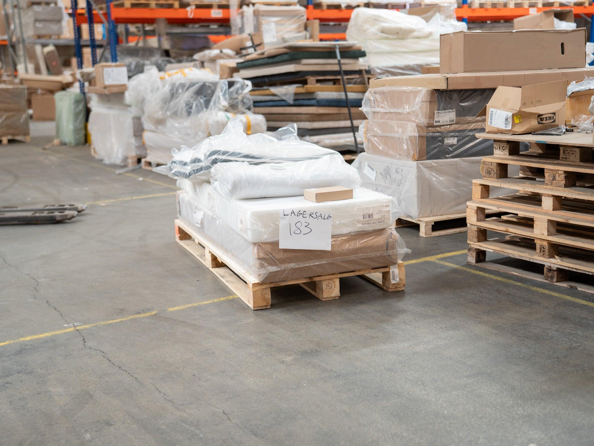 Sengefabrikken Kontinental 80x200 i sandfarvet stof